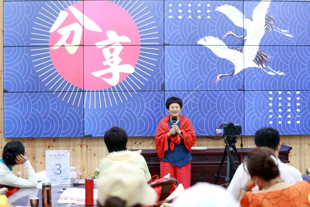 光之使者·破繭行——心靈導(dǎo)師修習(xí)有感