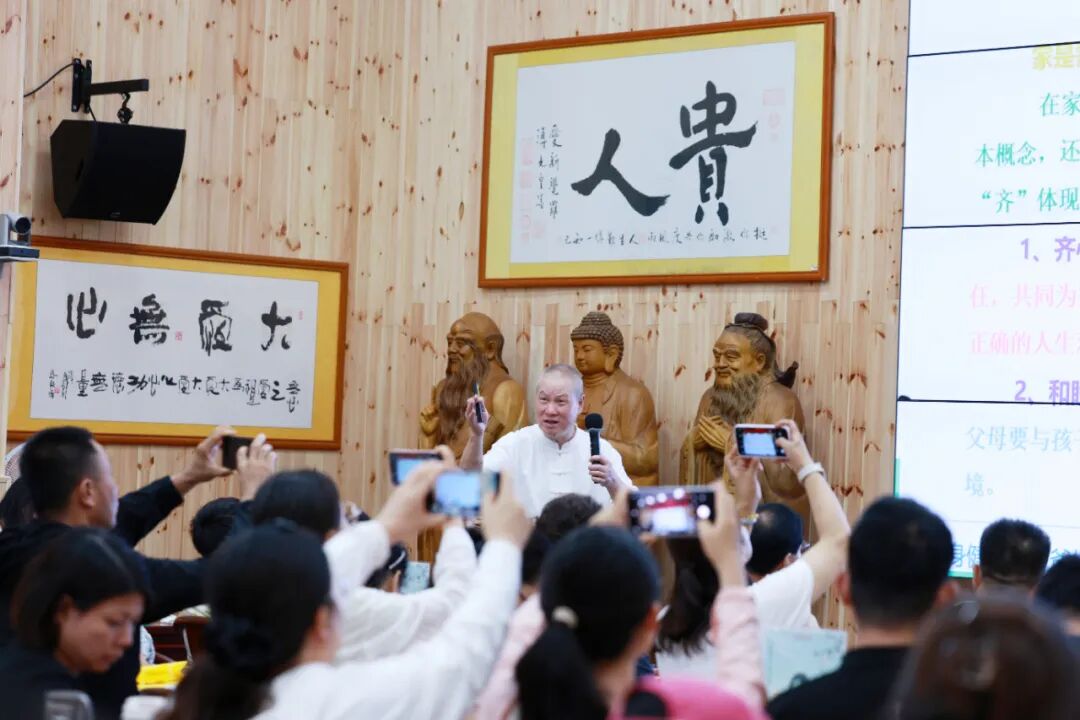 1757376786709895.jpg 1757376786709895.jpg