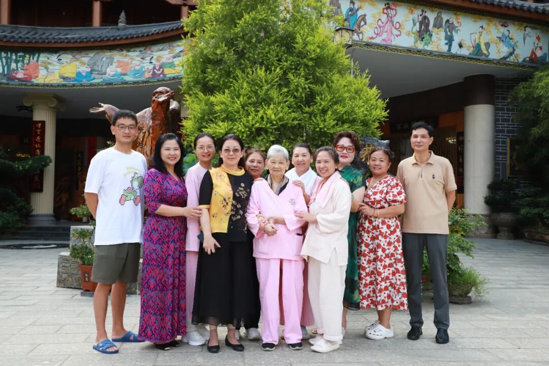 1759052083323900.jpg 1759052083323900.jpg