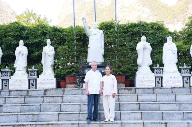 我在爸媽在線的身體“化凍”記：告別厚重棉褲，腰身重新柔軟