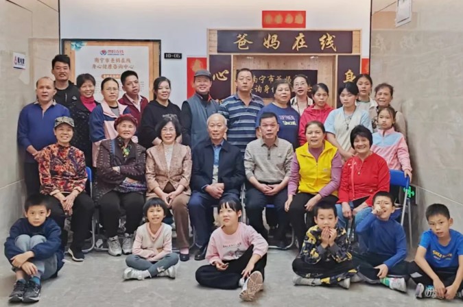 這個冬天，因相聚而溫暖——南寧市爸媽在線中心家庭教育交流活動紀實